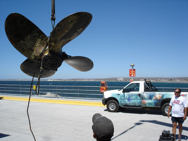 Rescate de la hlice del naufragio CONARPESA II - Pto. Madryn - Chubut