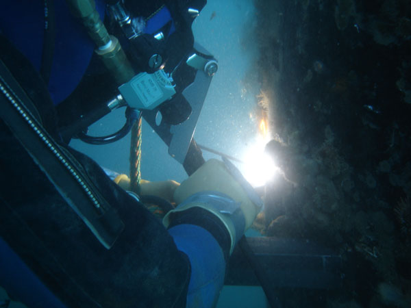 Soldadura submarina de anodos de sacrificio